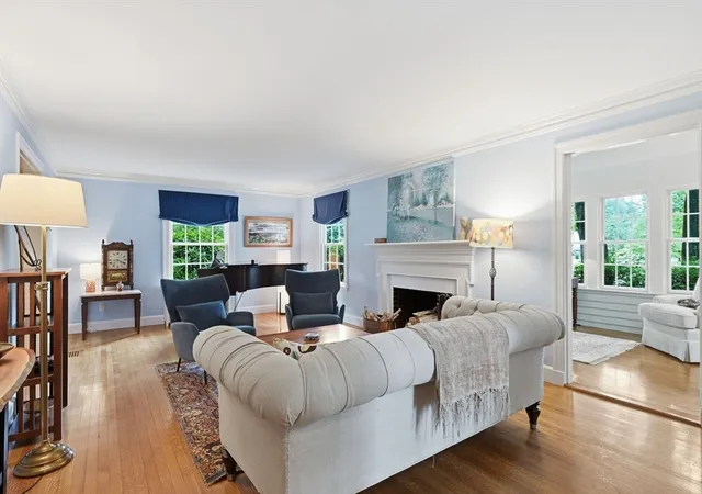 Homes for sale in Longmeadow, MA | 164 Farmington Road, Longmeadow, MA 01106 | MLS# 73540664