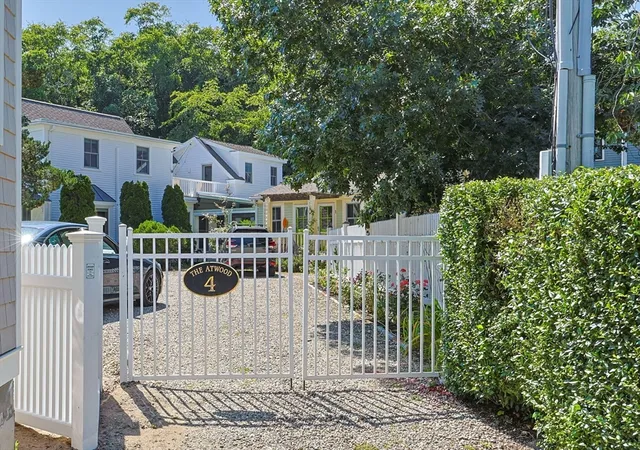 3rd image of 4 Atwood Ave, Provincetown, MA 02657