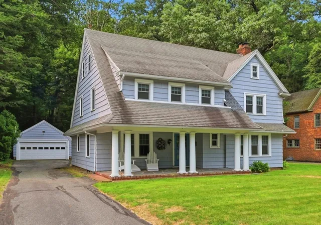 Photo 2 of Single family home for sale at 121 Farmington Ave, Longmeadow, MA 01106 | MLS# 73552067 | Listing updated on 2026-09-01