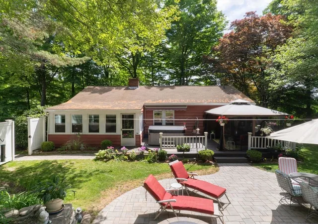 Homes for sale in Leicester, MA | 386 Pleasant St, Leicester, MA 01524 | MLS# 73538381