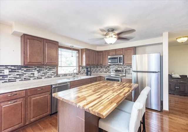 Photo 3 of Sale Pending at 36 Thomas Ave, Haverhill, MA 01832 | MLS# 73566043 | Listing updated on 2026-08-31