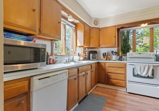 4th image of 48 Pearl St, Ayer, MA 01432 | MLS# 73522289