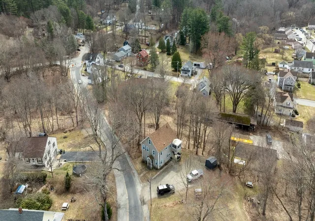 3rd image of 56 Ash St, Spencer, MA 01562 | MLS# 73554335