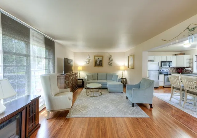 Photo 3 of Sale Pending at 18b Kennebec St, Worcester, MA 01606 | MLS# 73557026 | Listing updated on 2026-08-18