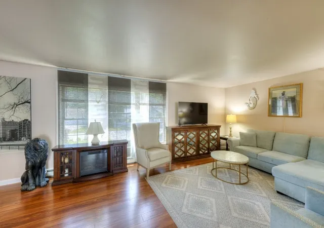 Photo 4 of Sale Pending at 18b Kennebec St, Worcester, MA 01606 | MLS# 73557026 | Listing updated on 2026-08-18