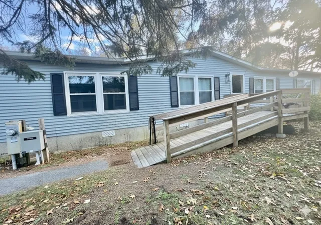 16th image of 9 Juniper Circle, Rockland, MA 02370 | MLS# 73452279