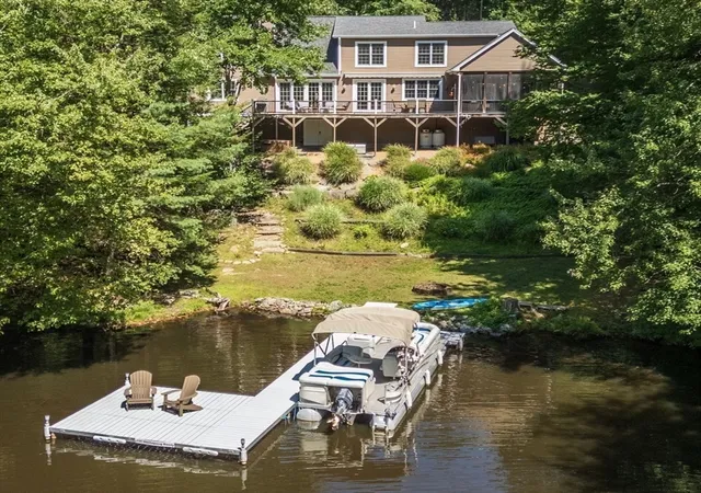 1st image of 430 Mashapaug Rd, Holland, MA 01521 | MLS# 73554691