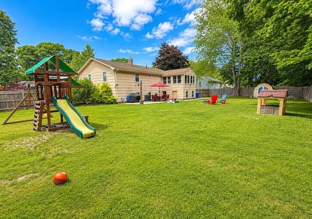 Homes for sale in Rockland, MA | 174 Damon Rd, Rockland, MA 02370 | MLS# 73536311