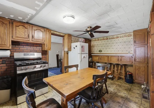 Photo 3 of Sale Pending at 101 Whitins Rd, Sutton, MA 01590 | MLS# 73556297 | Listing updated on 2026-08-11