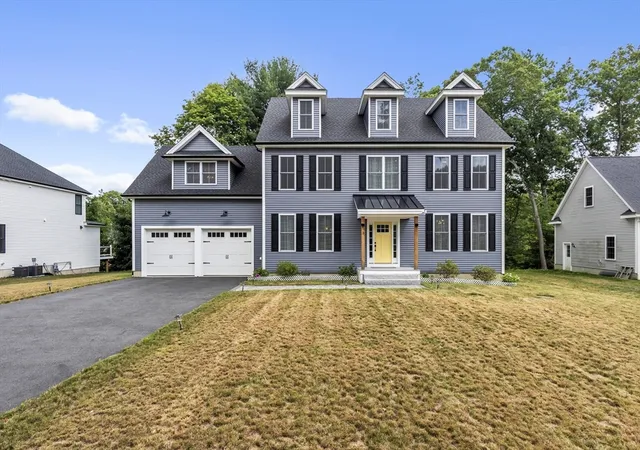 Photo 2 of Sale Pending at 3 Oak Meadow Cir, Shrewsbury, MA 01545 | MLS# 73553787 | Listing updated on 2026-08-21