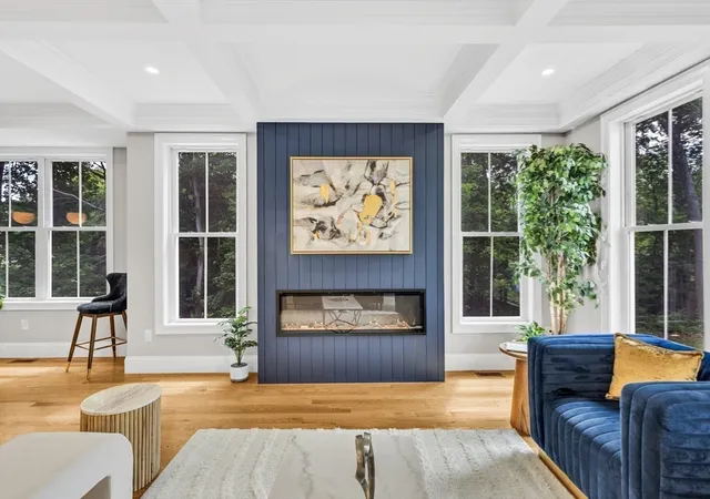 Photo 4 of Sale Pending at 3 Oak Meadow Cir, Shrewsbury, MA 01545 | MLS# 73553787 | Listing updated on 2026-08-21