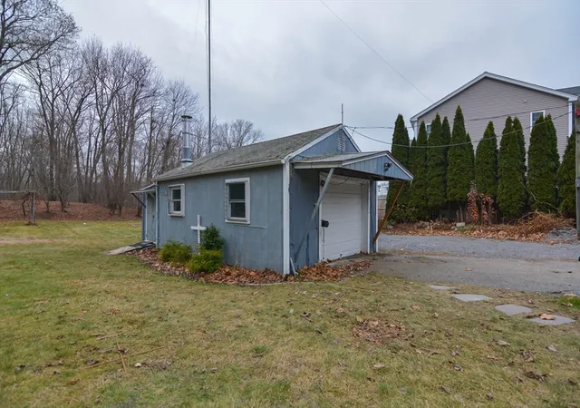 Homes for sale in Woburn, MA | 82 Lowell St, Woburn, MA 01801 | MLS# 73516339