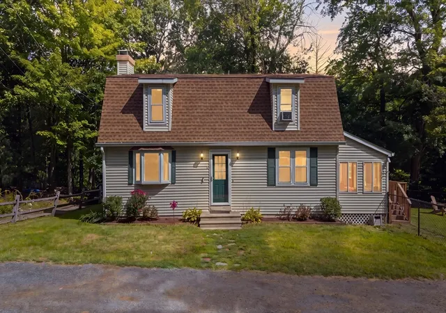 2nd image of 1 Shady Ln, Leicester, MA 01524 | MLS# 73568221