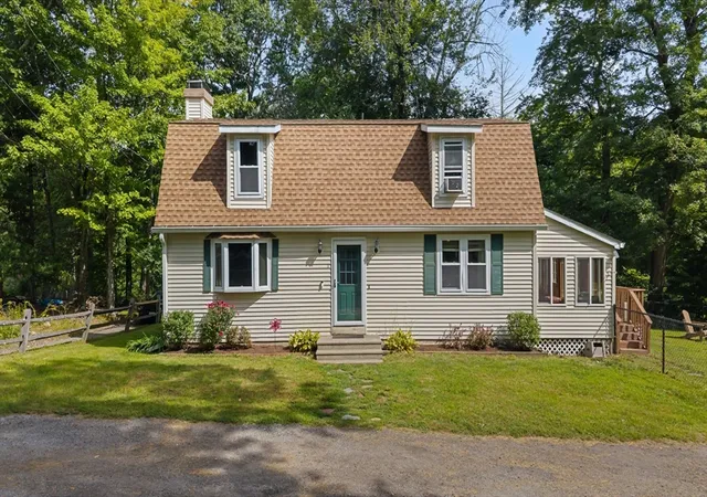 3rd image of 1 Shady Ln, Leicester, MA 01524 | MLS# 73568221