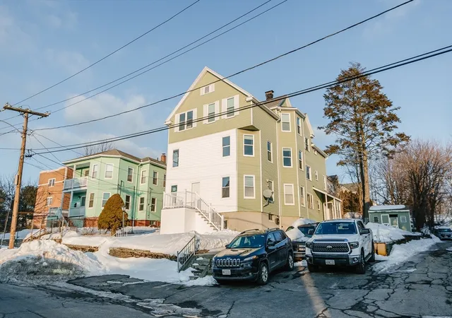 Homes for sale in Worcester, MA | 18 Gosnold Street, Worcester, MA 01606 | MLS# 73481936