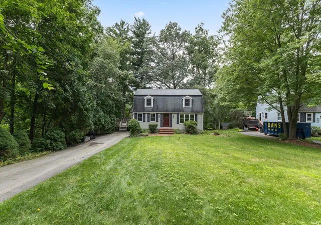 2nd image of 41 Drexel St, Worcester, MA 01602 | MLS# 73558544