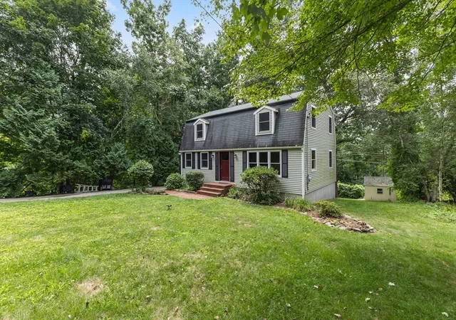 3rd image of 41 Drexel St, Worcester, MA 01602 | MLS# 73558544