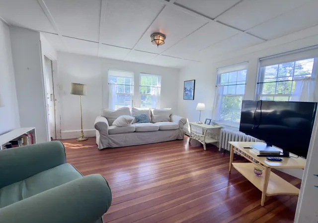 Homes for sale in Northampton, MA | 192 South St, Northampton, MA 01060 | MLS# 73536381