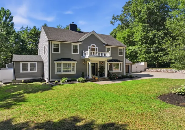 2nd image of 406 Pleasant St, Framingham, MA 01701 | MLS# 73548002