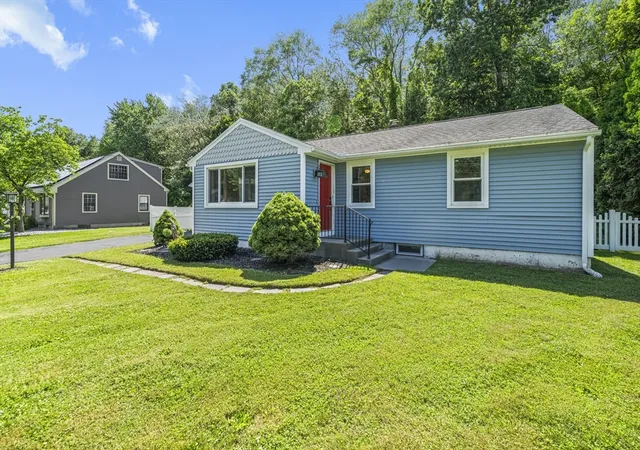 Homes for sale in West Springfield, MA | 123 Greystone Ave, West Springfield, MA 01089 | MLS# 73545880