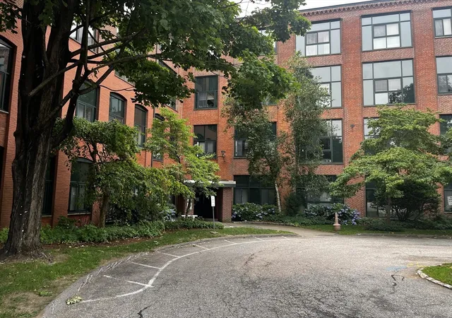 2nd image of 150 Rumford Avenue #418, Mansfield, MA 02048 | MLS# 73550022