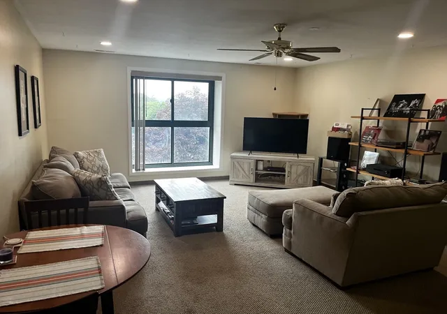 3rd image of 150 Rumford Avenue #418, Mansfield, MA 02048 | MLS# 73550022