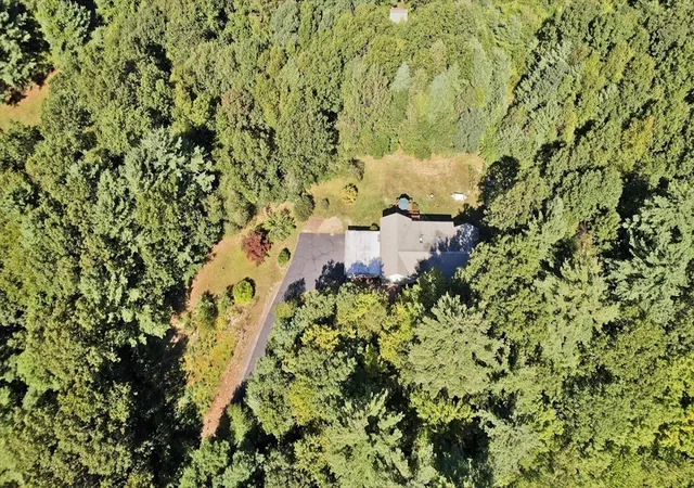 2nd image of 267 Southampton Rd, Holyoke, MA 01040 | MLS# 73428591