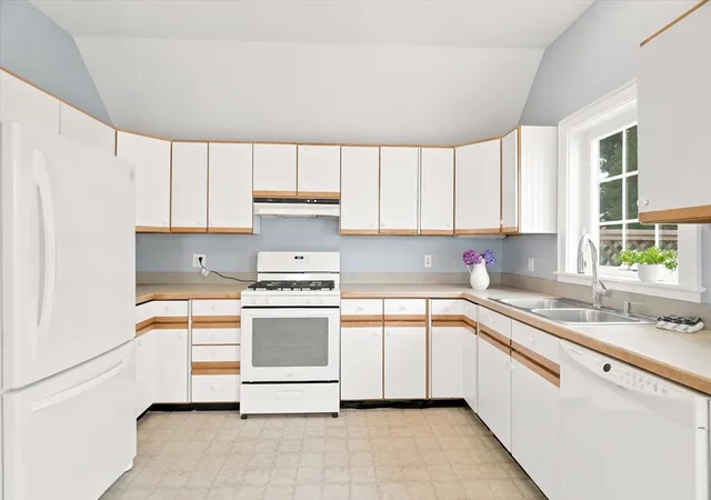 2nd image of 58 Morton Street #A, Andover, MA 01810 | MLS# 73562768