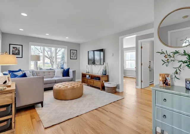 Homes for sale in Boston, MA | 7 Long Terrace, Boston, MA 02132 | MLS# 73503150