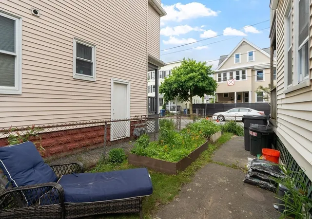 Homes for sale in Cambridge, MA | 20 George St, Cambridge, MA 02140 | Houzeo