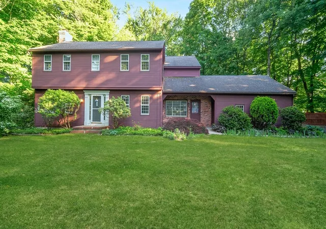 Homes for sale in East Longmeadow, MA | 84 Greenwich Rd, East Longmeadow, MA 01028 | MLS# 73529903