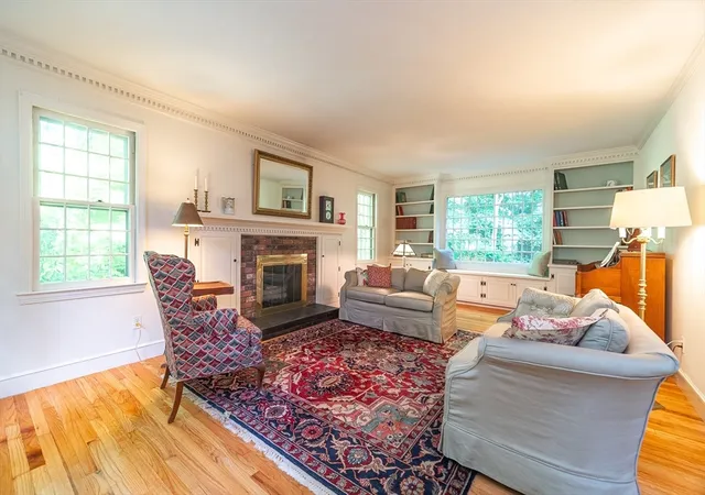 Homes for sale in East Longmeadow, MA | 84 Greenwich Rd, East Longmeadow, MA 01028 | MLS# 73529903