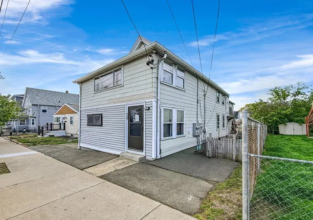 Homes for sale in Winthrop, MA | 50 Main St, Winthrop, MA 02152 | MLS# 73523937