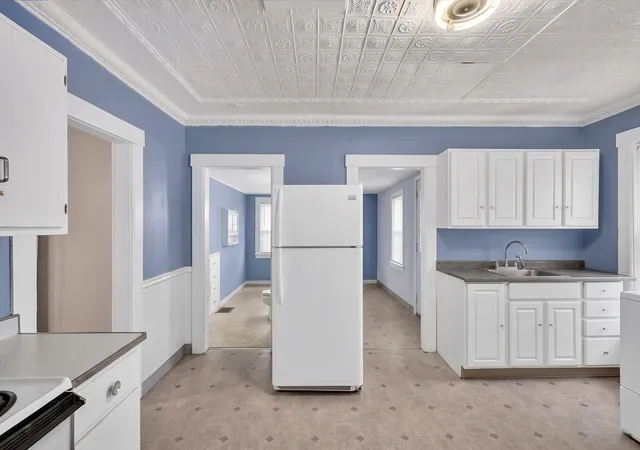 3rd image of 68 Harvard Ave, Athol, MA 01331 | MLS# 73564463
