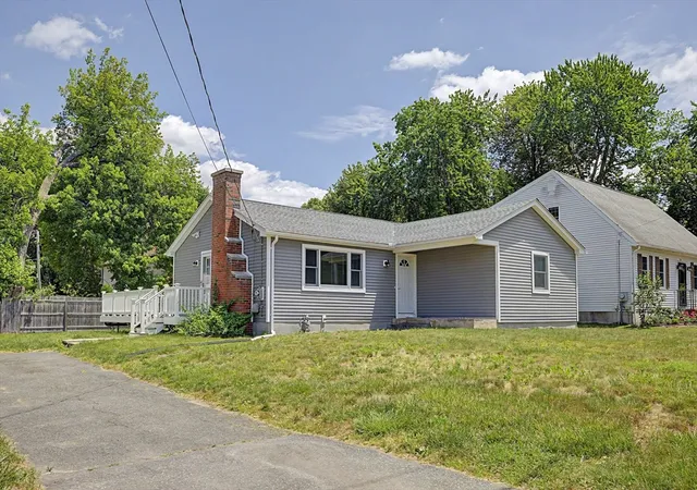 Homes for sale in Chicopee, MA | 265 Wheatland Ave, Chicopee, MA 01020 | MLS# 73529279