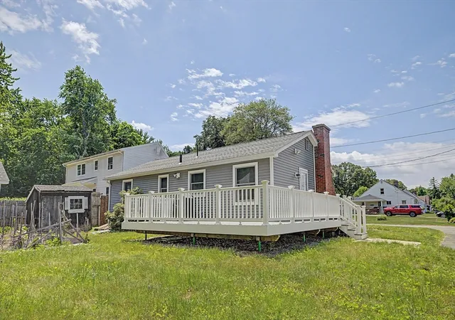 3rd image of 265 Wheatland Ave, Chicopee, MA 01020 | MLS# 73529279