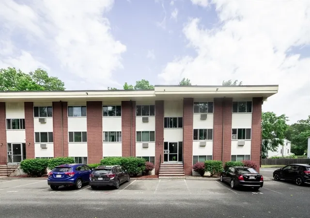 Homes for sale in Woburn, MA | 74 Beach St #6-8, Woburn, MA 01801 | MLS# 73539434