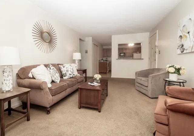 Homes for sale in Woburn, MA | 74 Beach St #6-8, Woburn, MA 01801 | MLS# 73539434