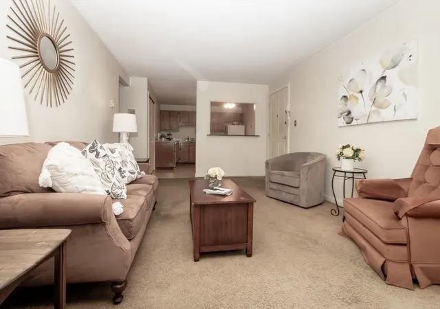 Homes for sale in Woburn, MA | 74 Beach St #6-8, Woburn, MA 01801 | MLS# 73539434