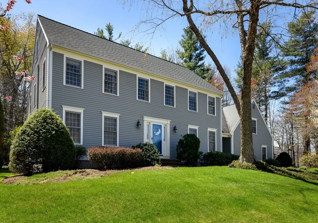 Homes for sale in Holden, MA | 122 Fox Hill Dr, Holden, MA 01520 | MLS# 73530276