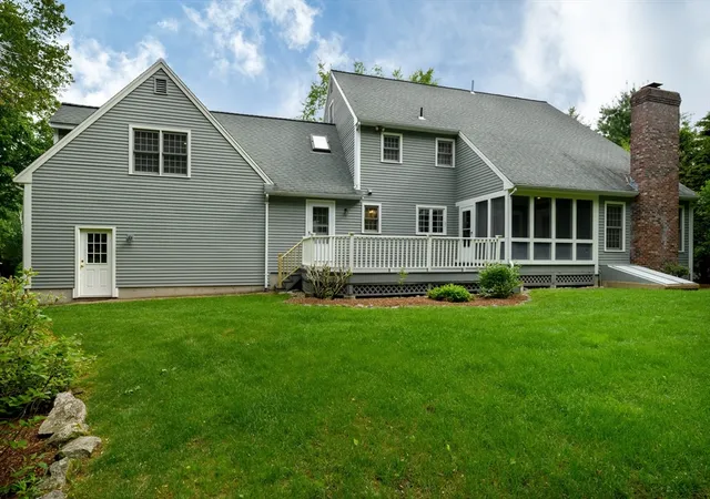 Homes for sale in Holden, MA | 122 Fox Hill Dr, Holden, MA 01520 | MLS# 73530276