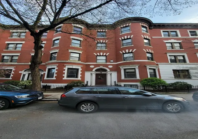 2nd image of 102 & 108 Gainsborough Street #406W, Boston, MA 02115 | MLS# 73306475