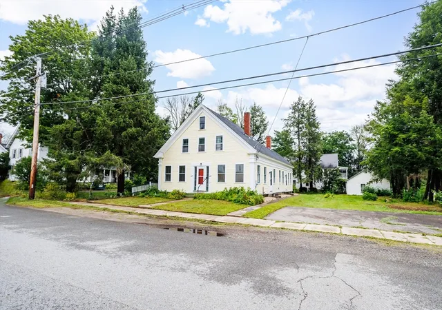 3rd image of 263 Front St, Winchendon, MA 01475 | MLS# 73558512