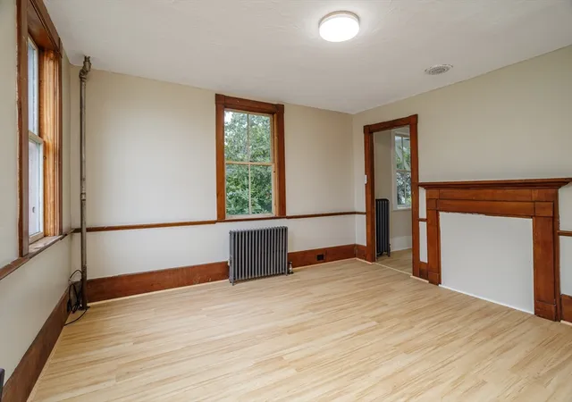 5th image of 263 Front St, Winchendon, MA 01475 | MLS# 73558512