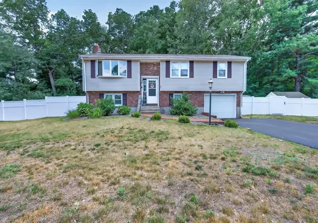 Homes for sale in North Attleboro, MA | 27 Mary Kennedy Dr, North Attleboro, MA 02760 | MLS# 73546153