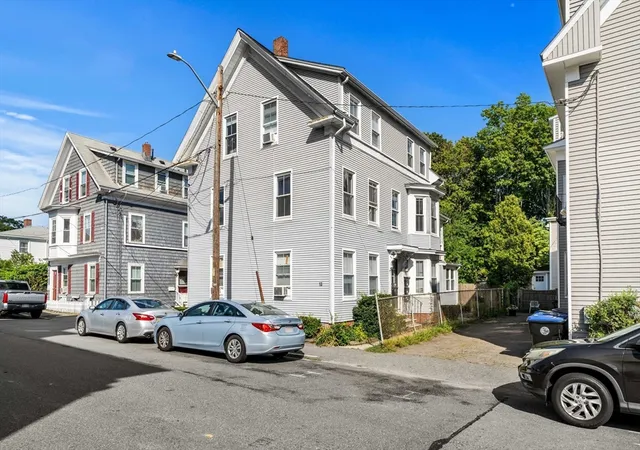 1st image of 13 Knowlton St, Beverly, MA 01915 | MLS# 73565506