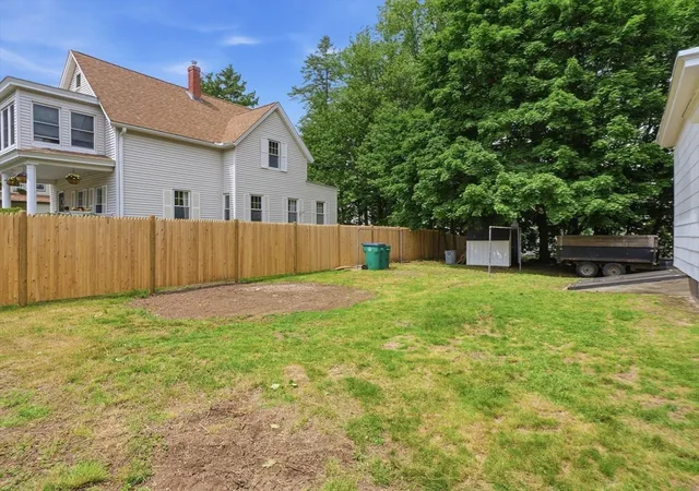 42nd image of 518 North St, Fitchburg, MA 01420 | MLS# 73529654