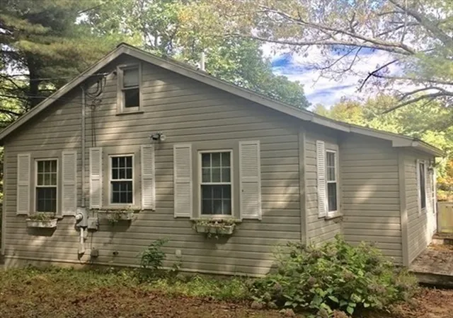 4th image of 9 Woodland Lane, Spencer, MA 01562 | MLS# 73565445
