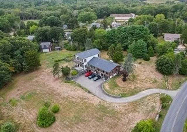 1st image of 225 Hixbridge Rd, Westport, MA 02790 | MLS# 73510736
