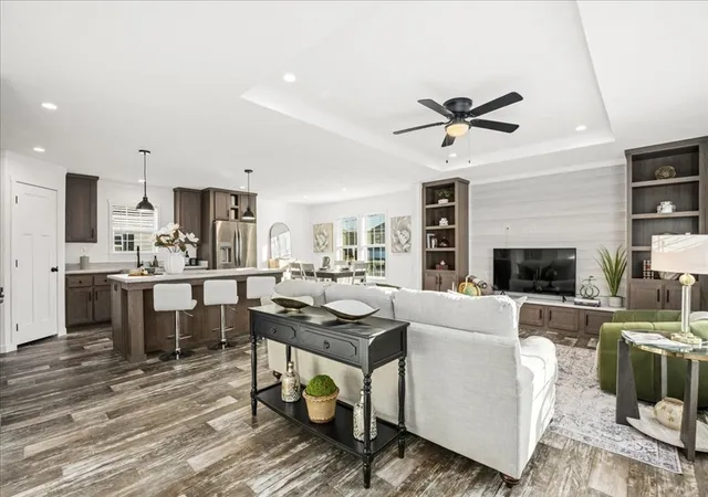 Photo 3 of Single family home for sale at 6 Berry Farms Road #63, Sturbridge, MA 01566 | MLS# 73409774 | Listing updated on 2025-11-06